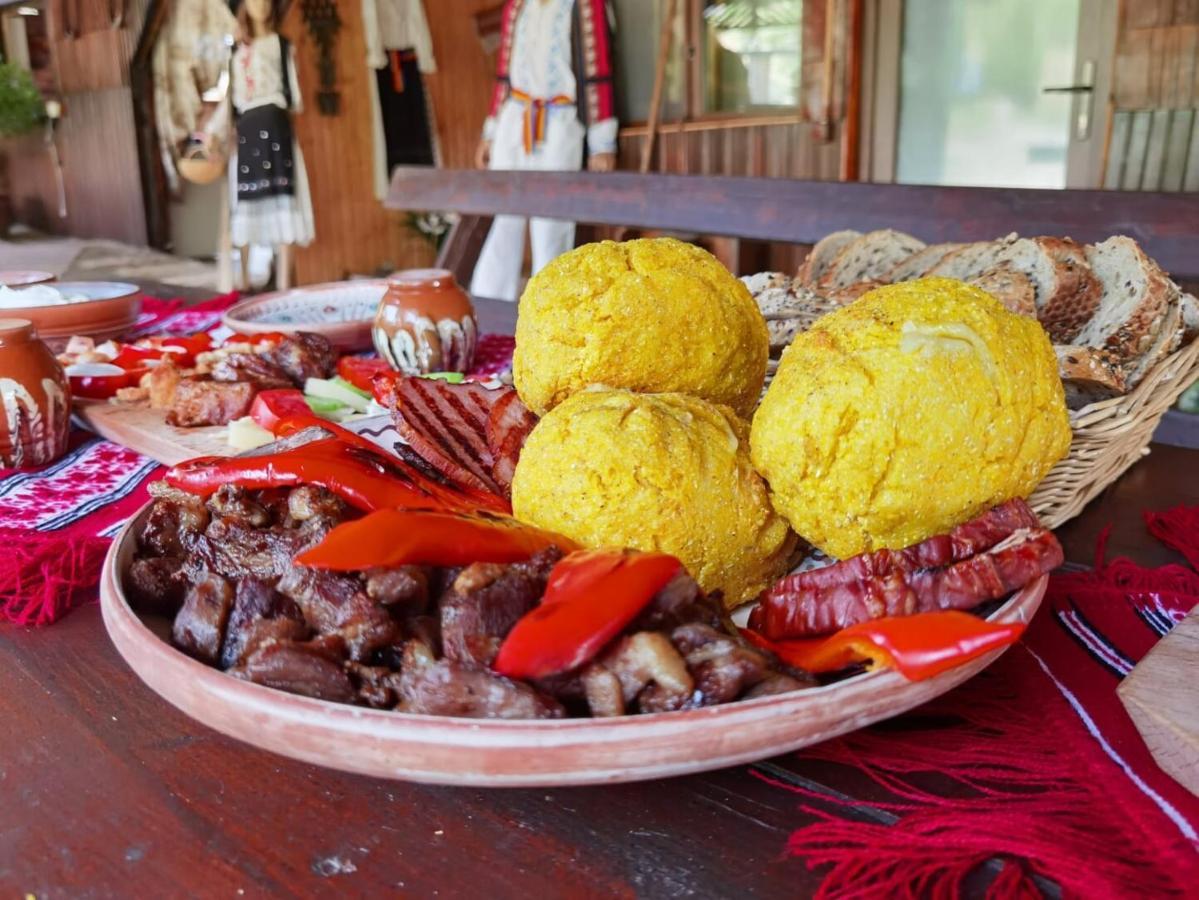 Hotel Langa Stana Curtea de Argeş Zewnętrze zdjęcie