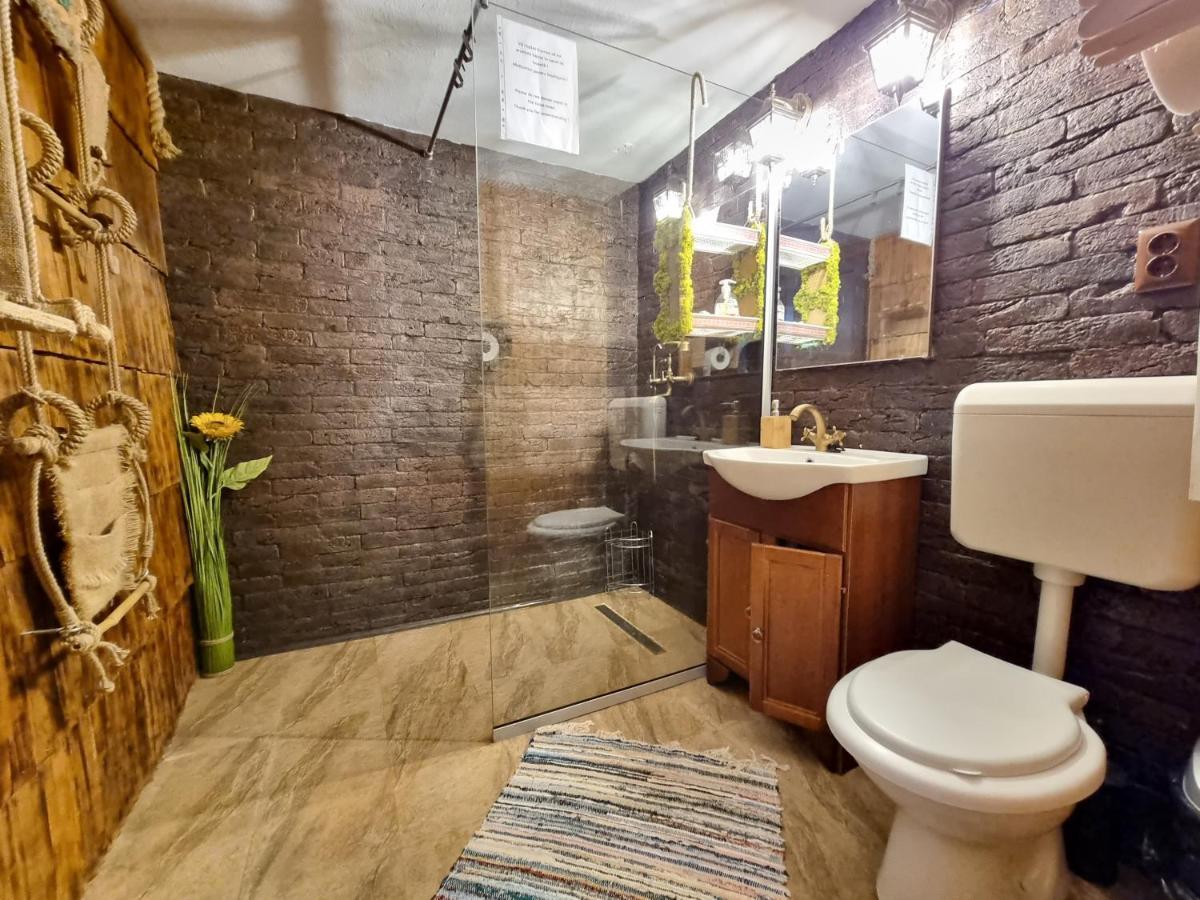 Hotel Langa Stana Curtea de Argeş Zewnętrze zdjęcie