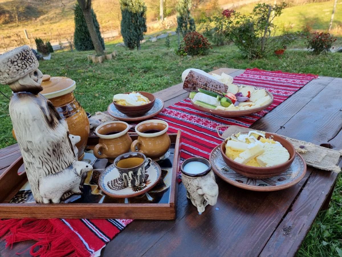 Hotel Langa Stana Curtea de Argeş Zewnętrze zdjęcie