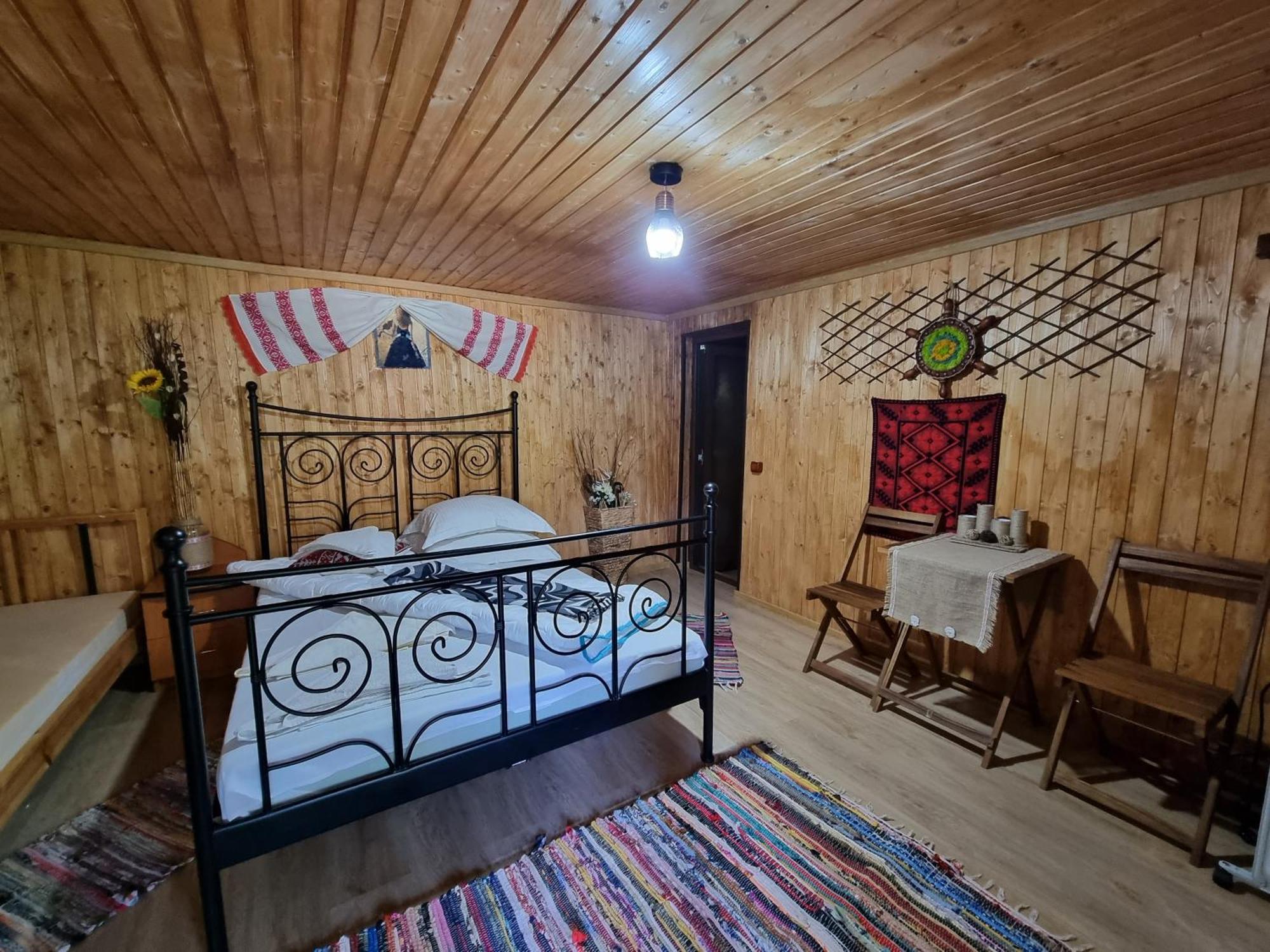 Hotel Langa Stana Curtea de Argeş Pokój zdjęcie